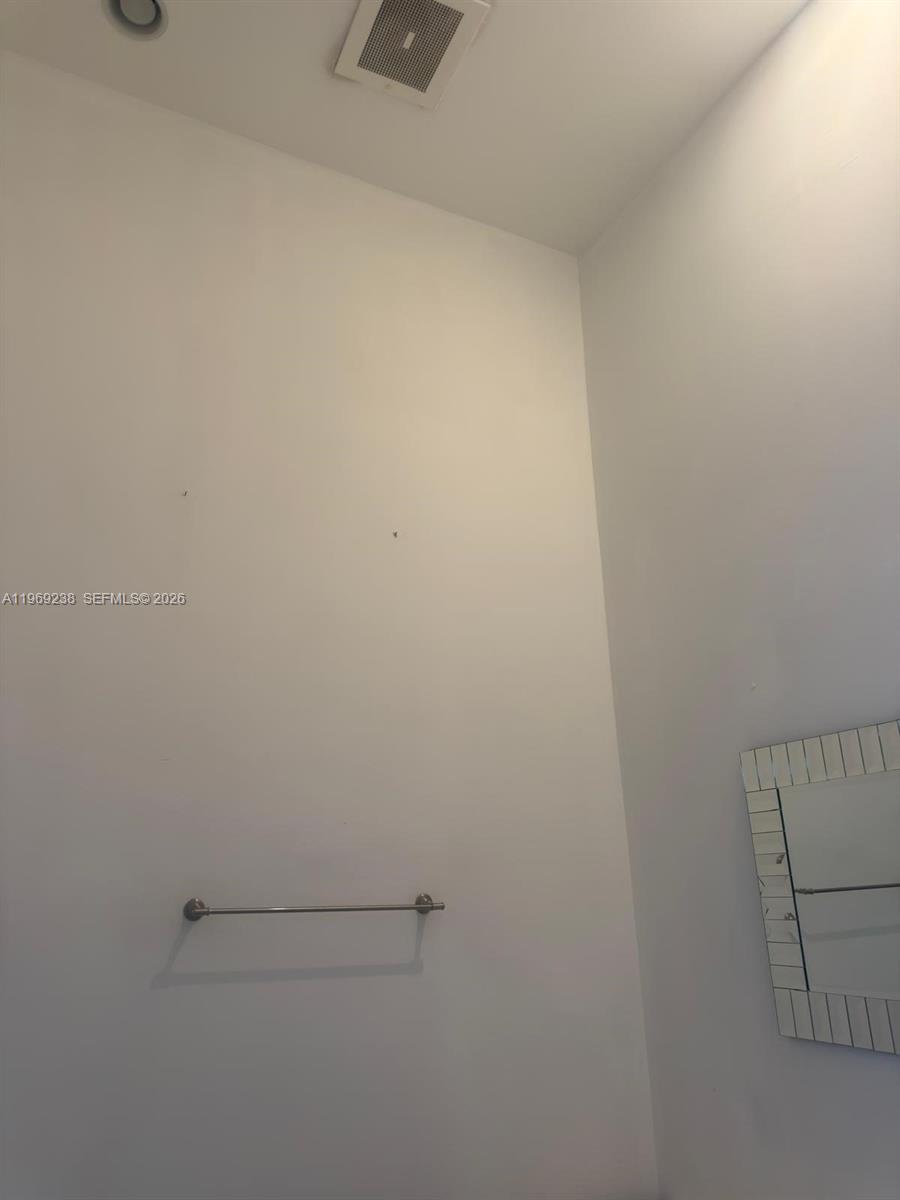 465 Brickell 1504 Property Photo 14