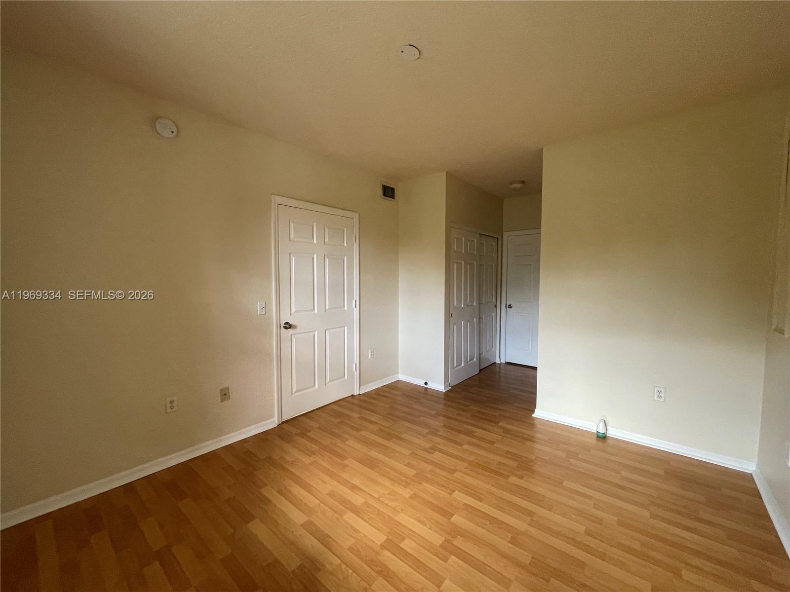 2305 Belmont Lane 2305 Property Photo 10