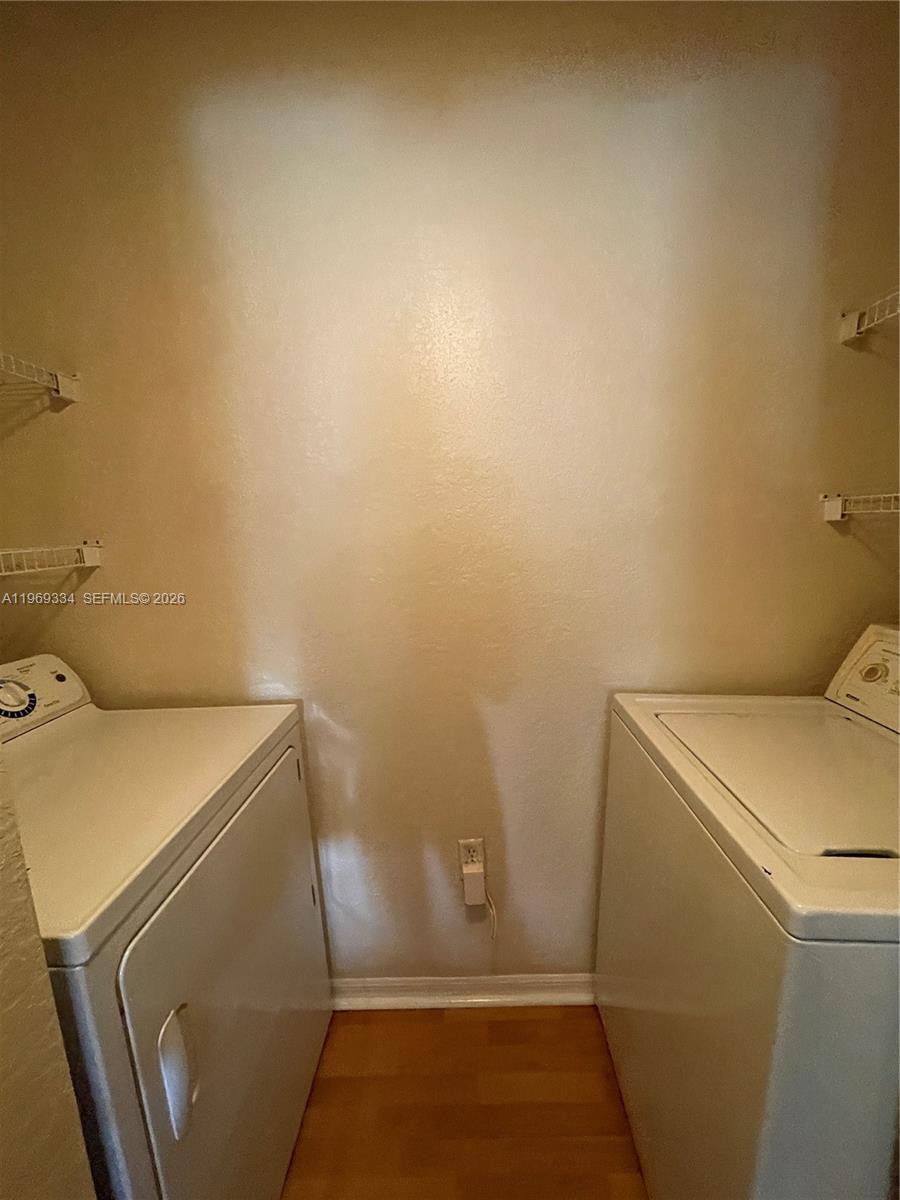 2305 Belmont Lane 2305 Property Photo 16
