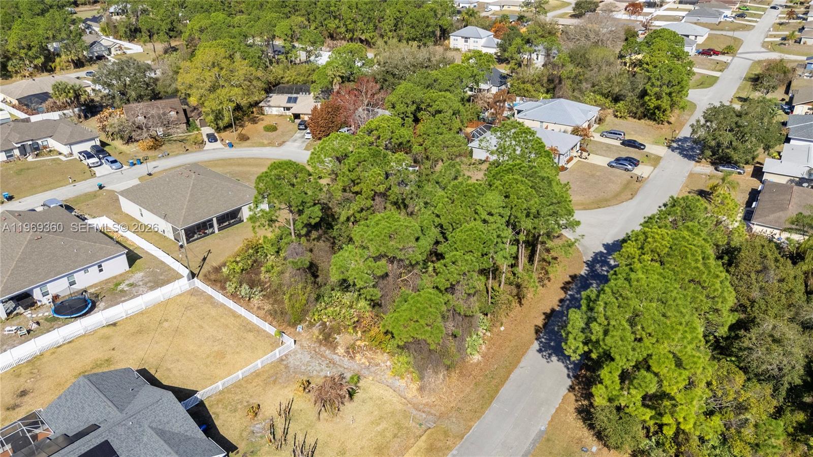 1070 Commerce Road Se Property Photo 4