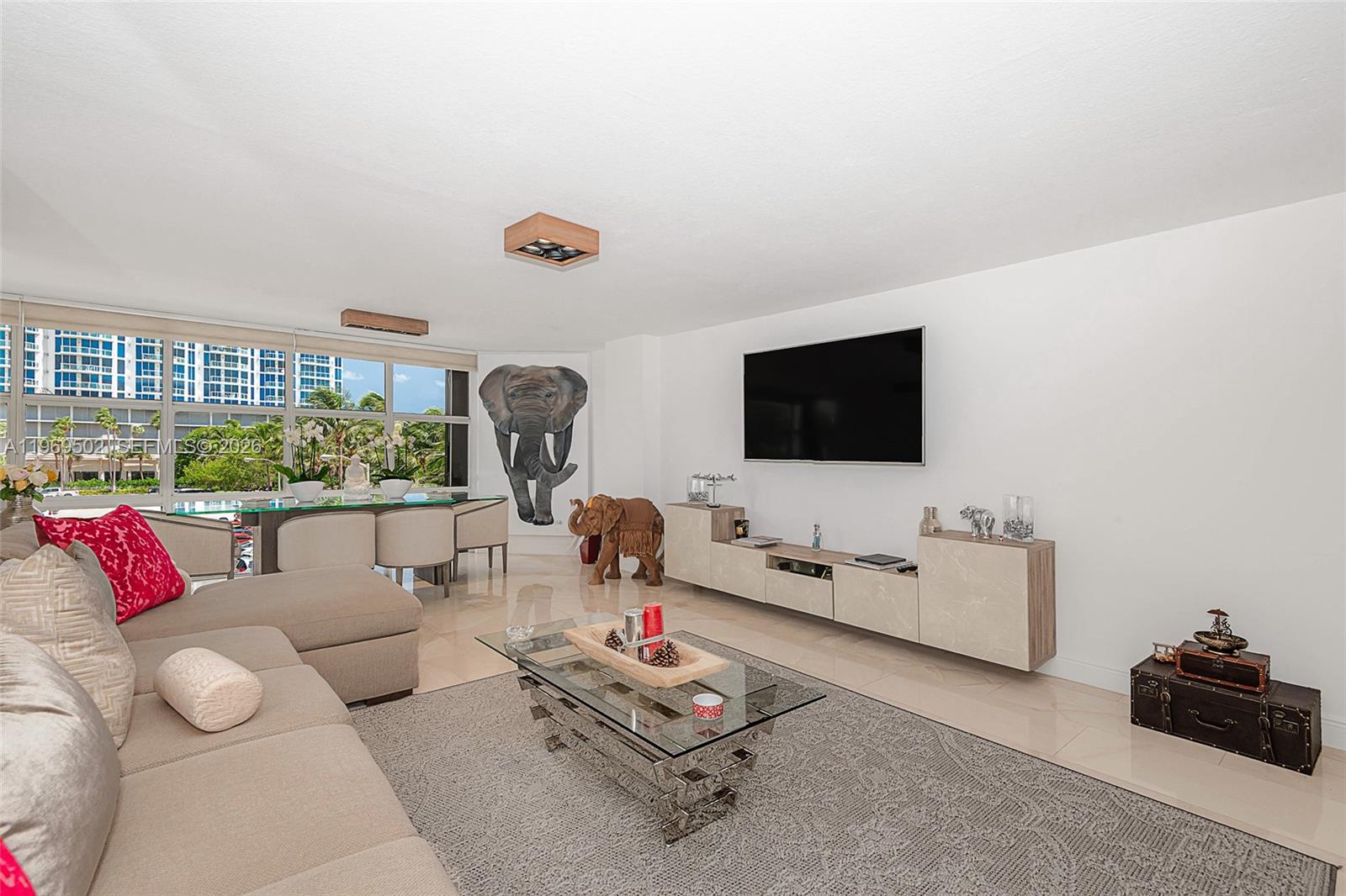 6423 Collins Avenue 309 Property Photo 7