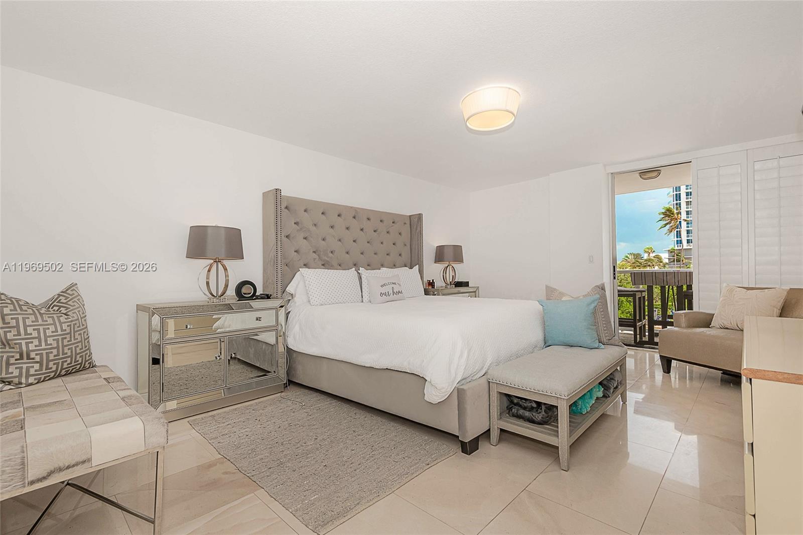6423 Collins Avenue 309 Property Photo 18