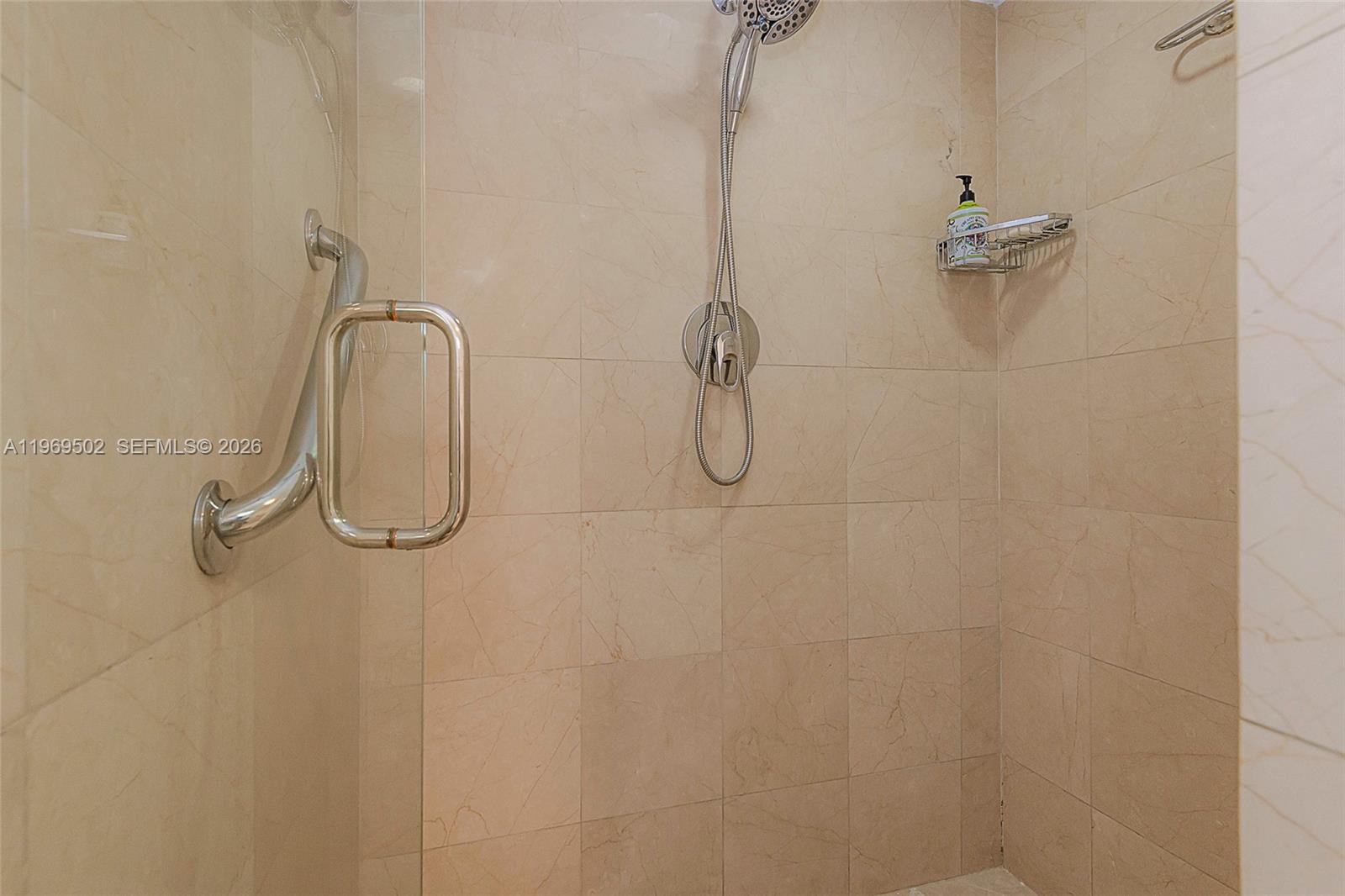 6423 Collins Avenue 309 Property Photo 27