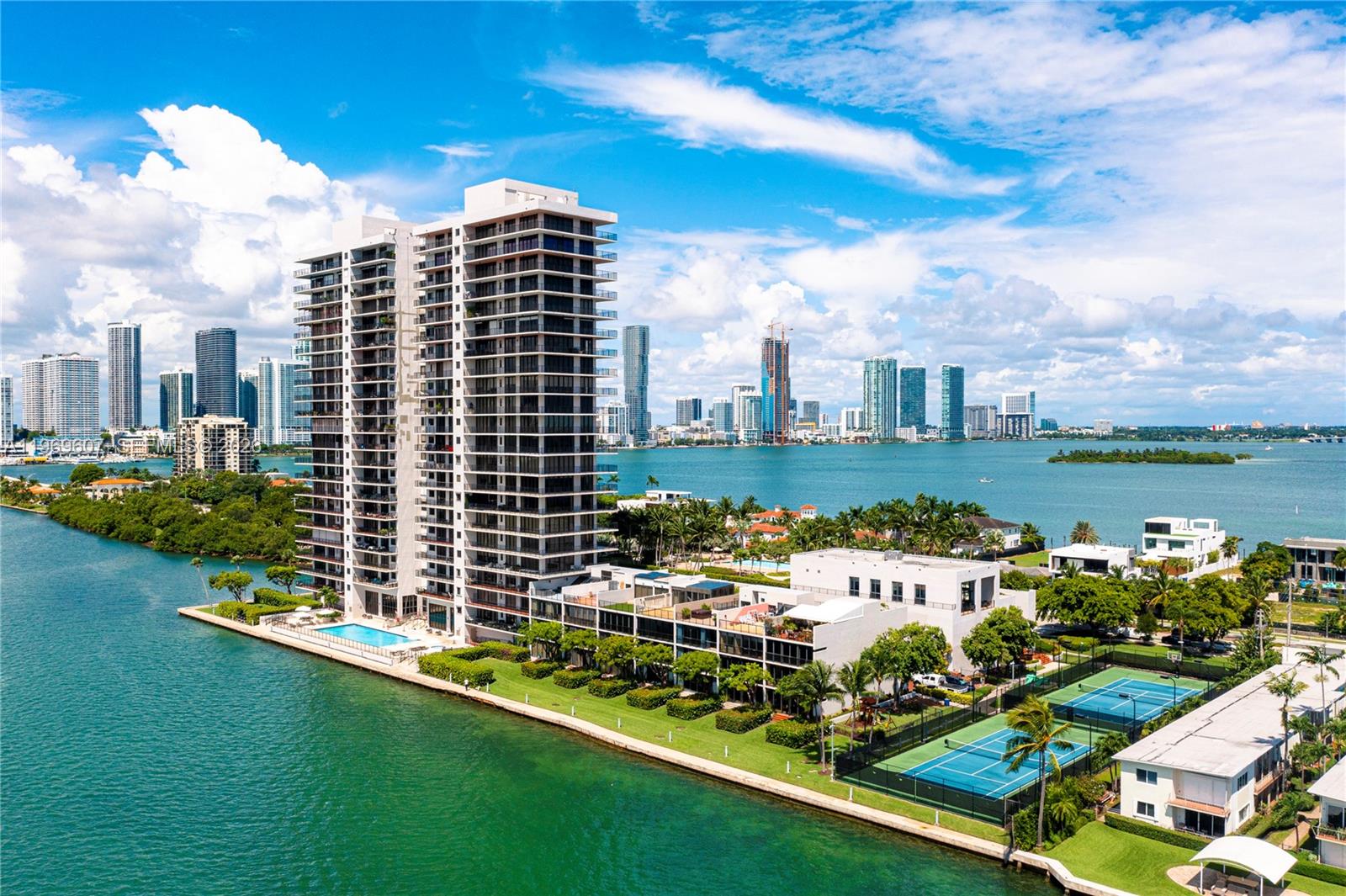 1000 Venetian Way 301 Property Photo 1