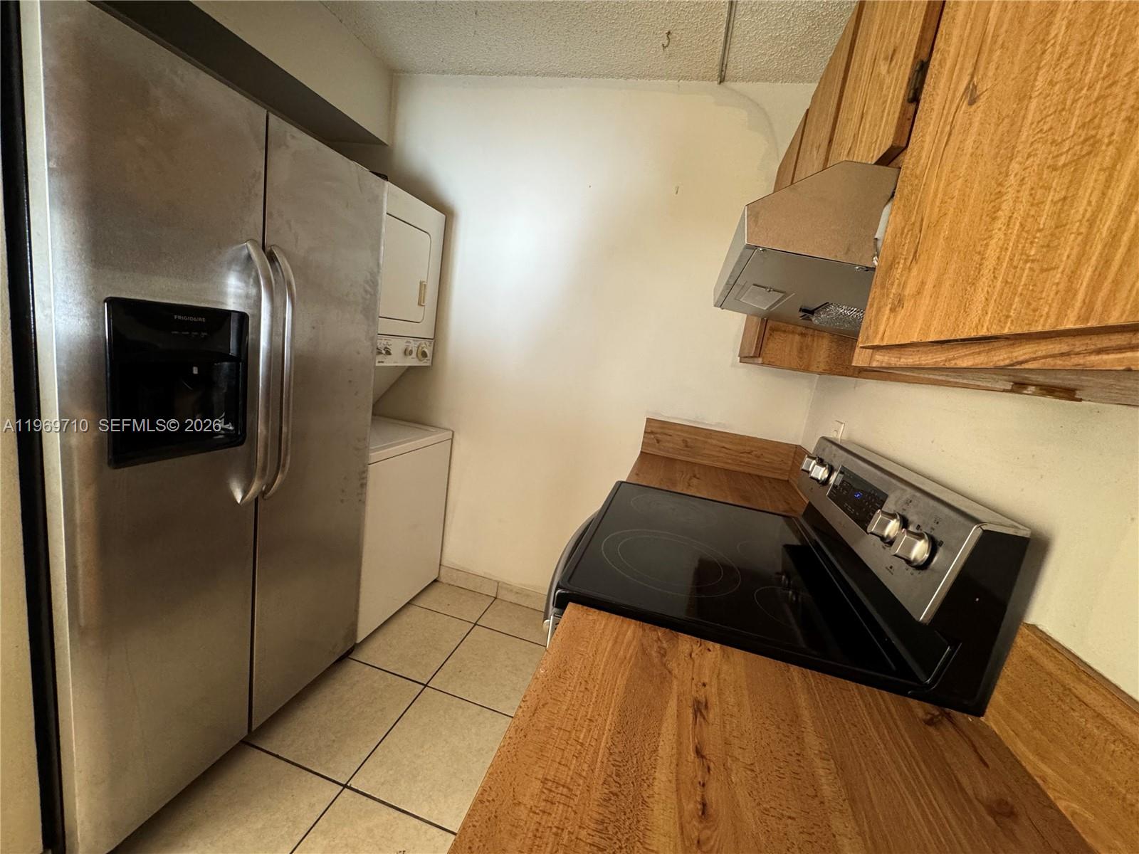 1024 Twin Lakes Drive 21-f Property Photo 2