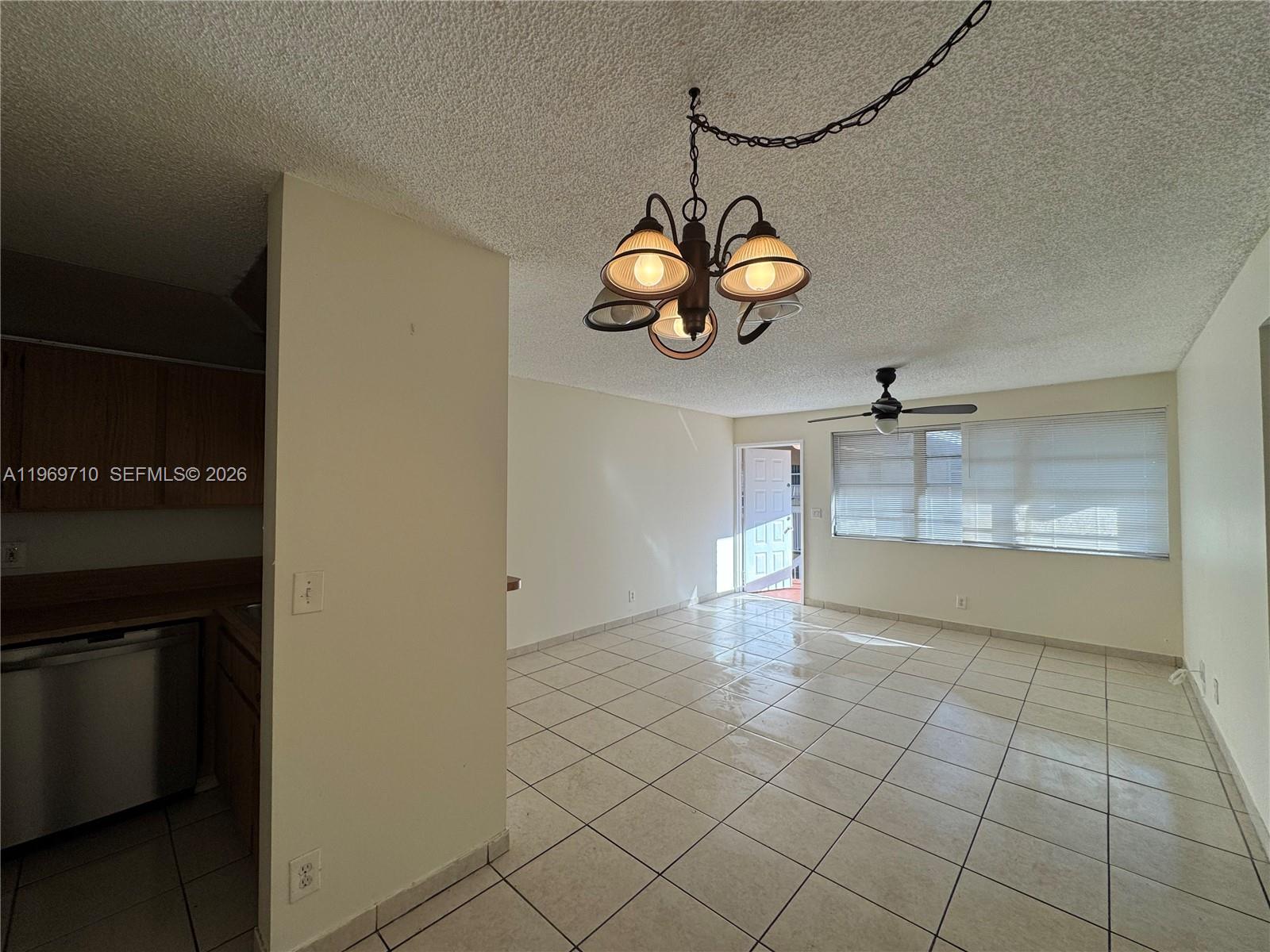 1024 Twin Lakes Drive 21-f Property Photo 4