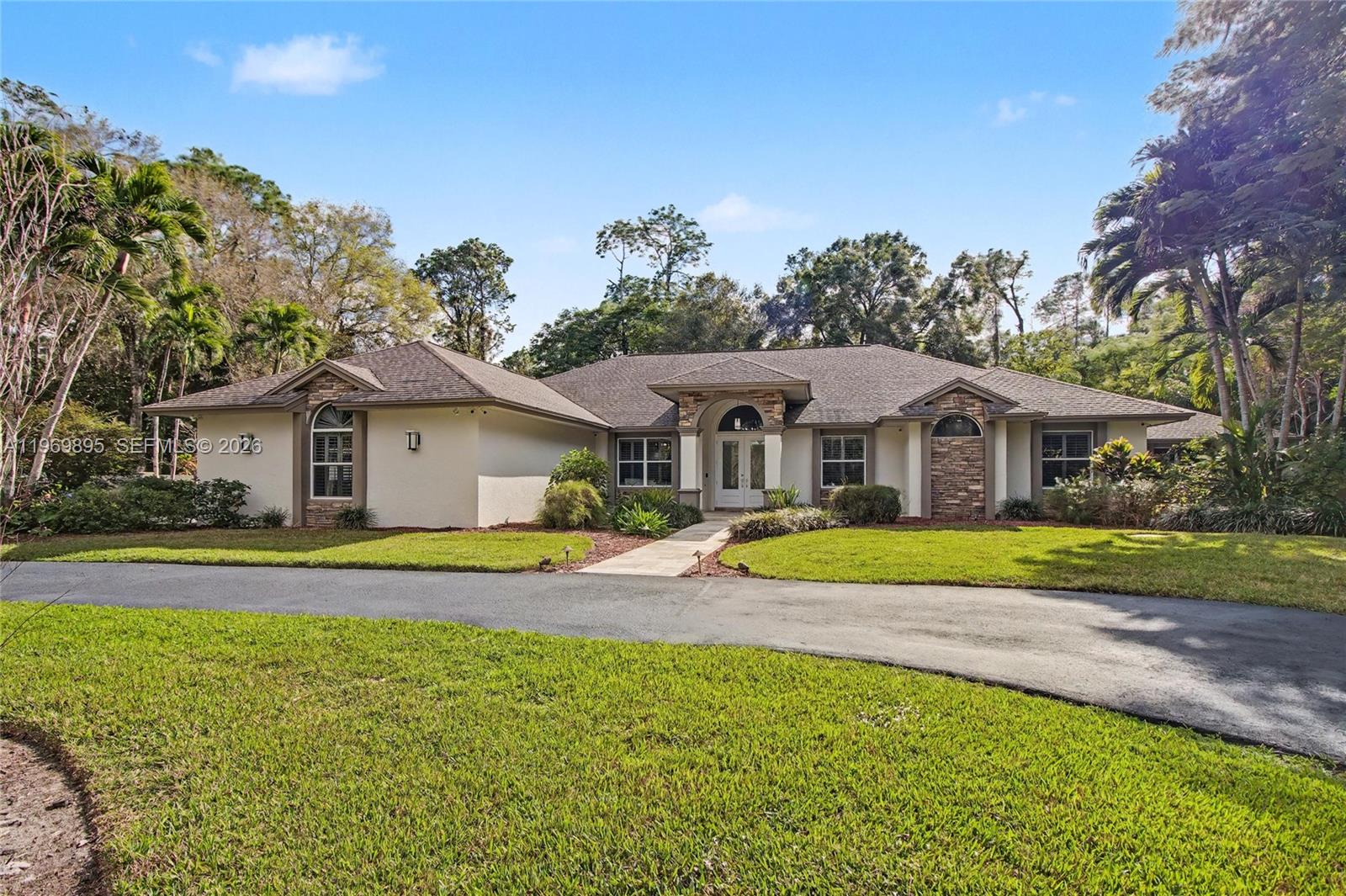 5186 Tallowood Way Property Photo 1