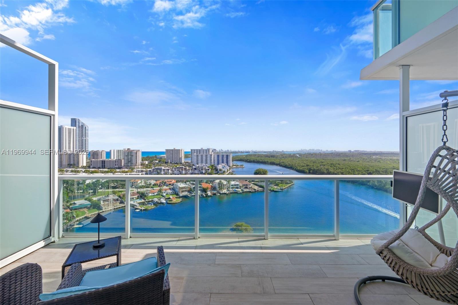400 Sunny Isles Boulevard 2004 Property Photo 13