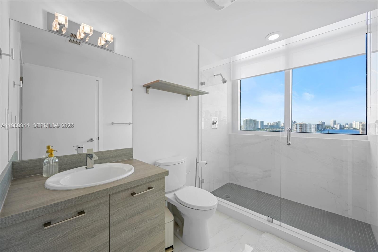 400 Sunny Isles Boulevard 2004 Property Photo 23