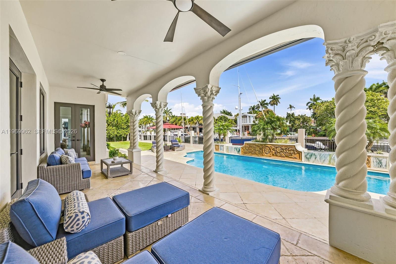 628 Coral Way Property Photo 11