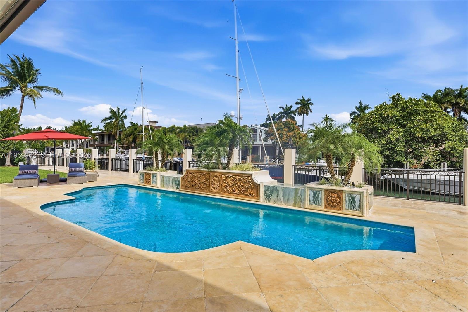 628 Coral Way Property Photo 12