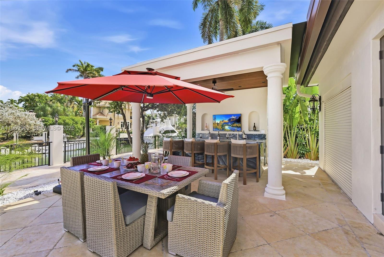 628 Coral Way Property Photo 19