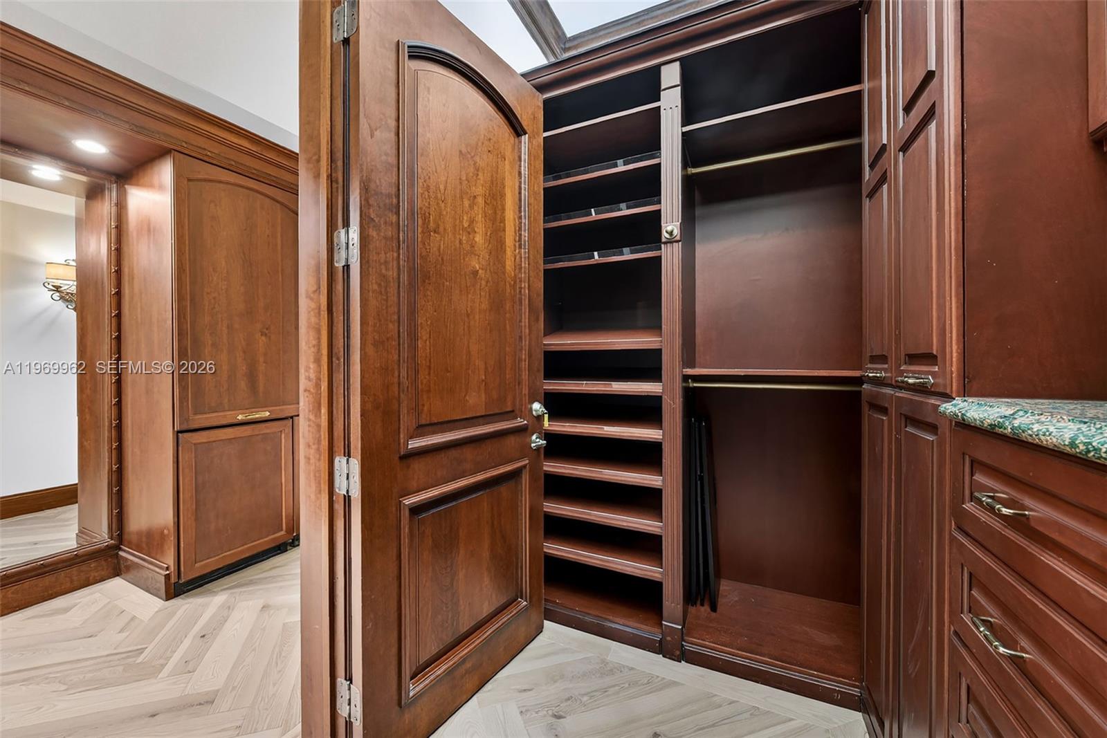 628 Coral Way Property Photo 44