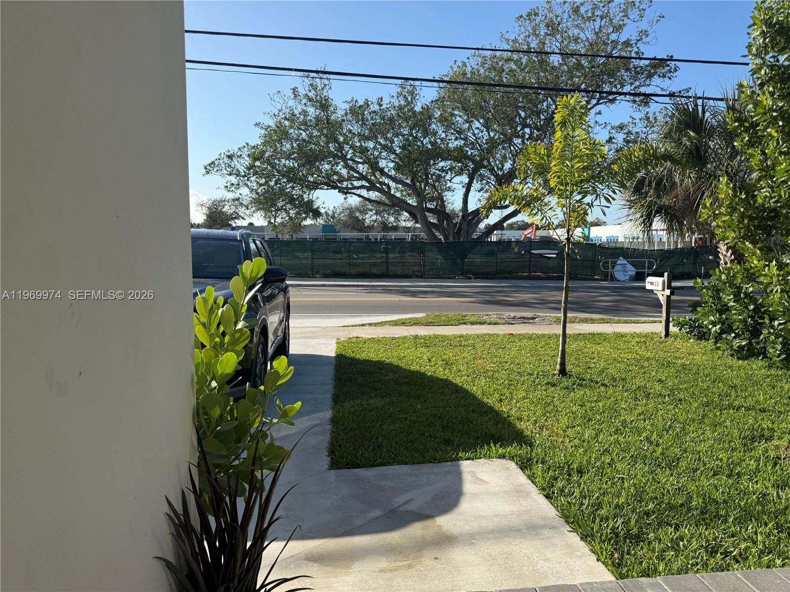 413 Sw 10th Street Property Photo 2