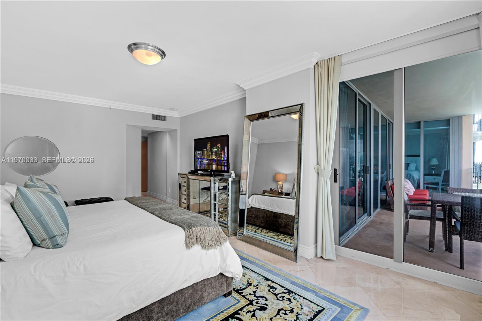 1500 Ocean Drive 704 Property Photo 16