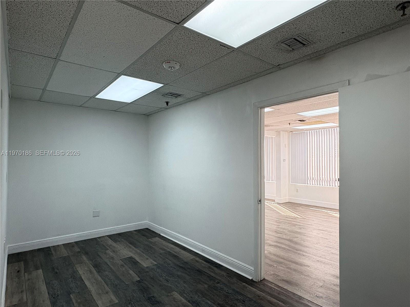 2100 W 76th Street 206 Property Photo 8