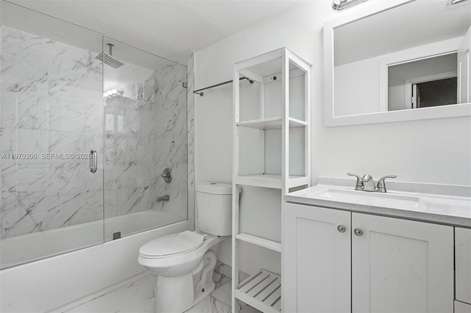 19390 Collins Avenue 120 Property Photo 14