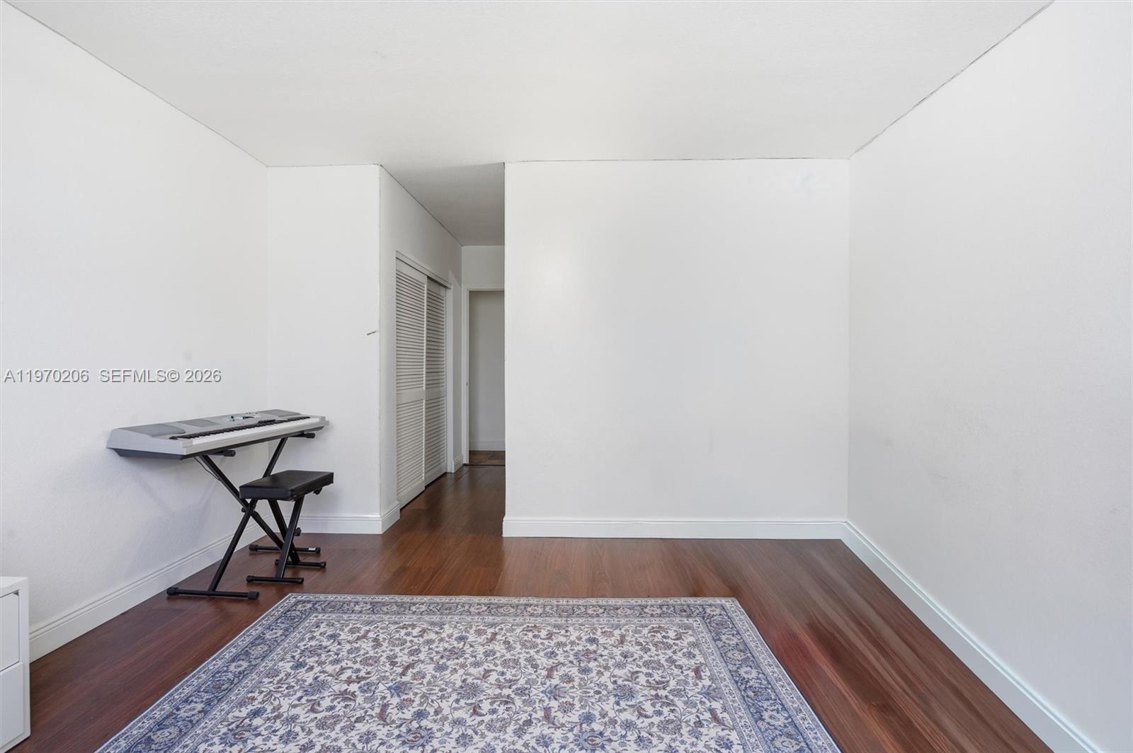 19390 Collins Avenue 120 Property Photo 16