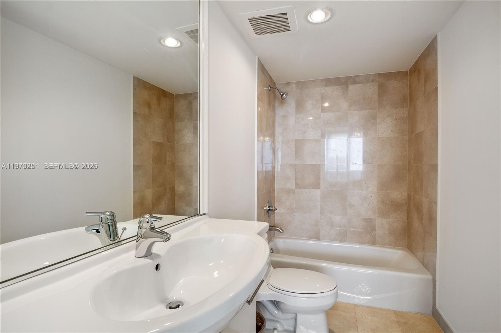 1830 S Ocean Drive 4204 Property Photo 21