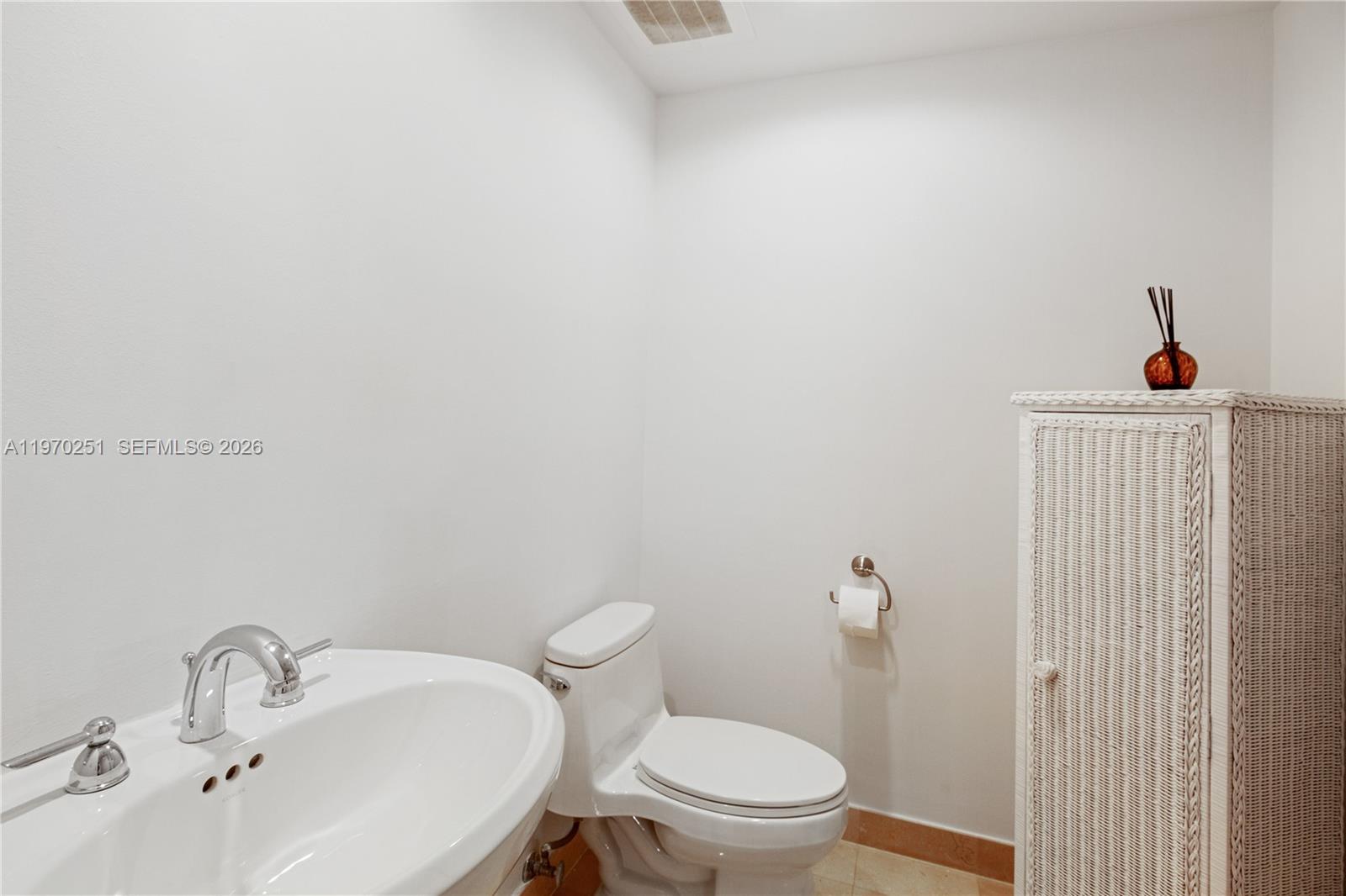 1830 S Ocean Drive 4204 Property Photo 23