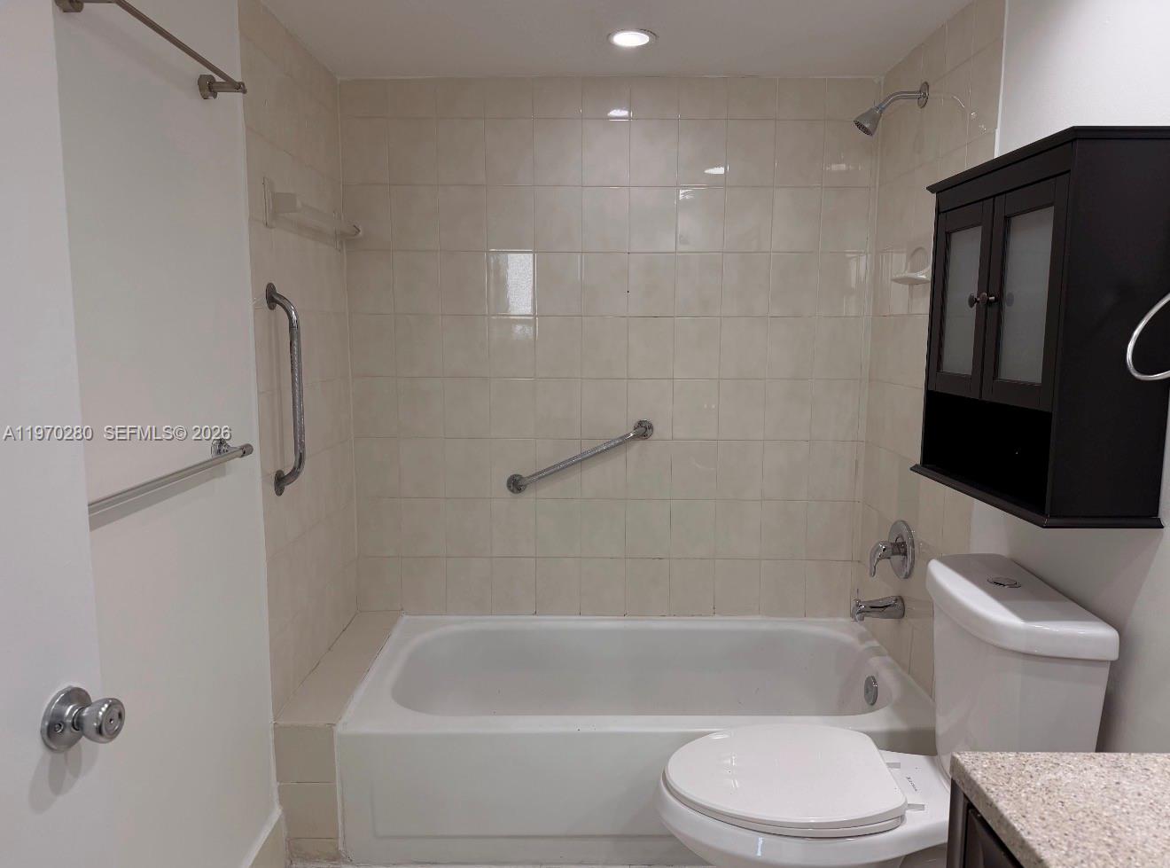8050 Nw 8th Street 1307 Property Photo 9