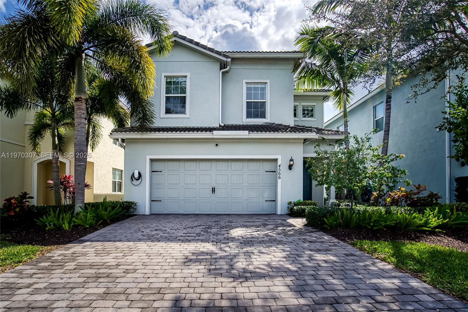 4566 Ficus Street Property Photo 1