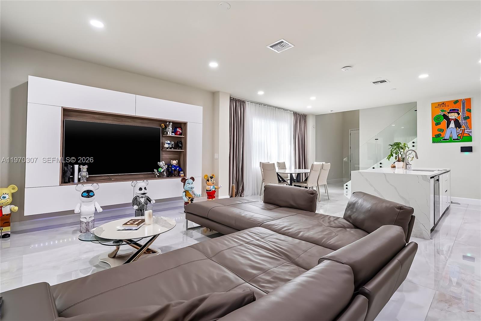 4566 Ficus Street Property Photo 2