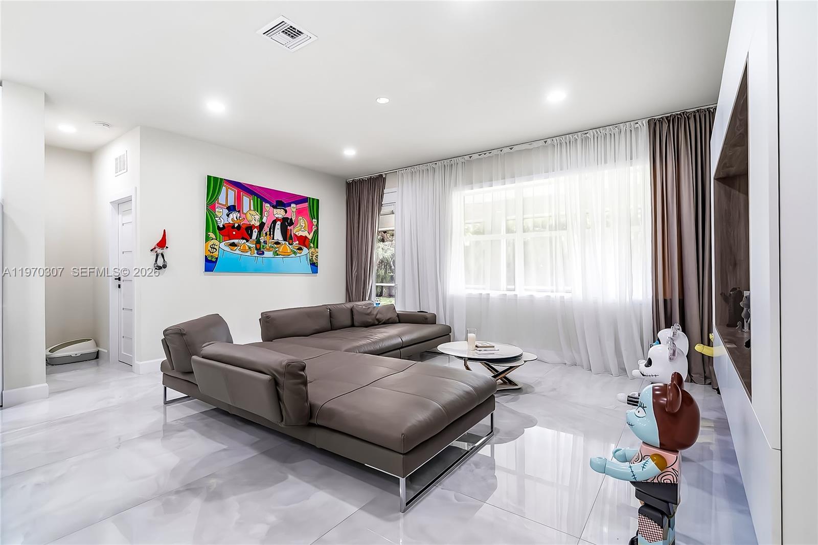 4566 Ficus Street Property Photo 8