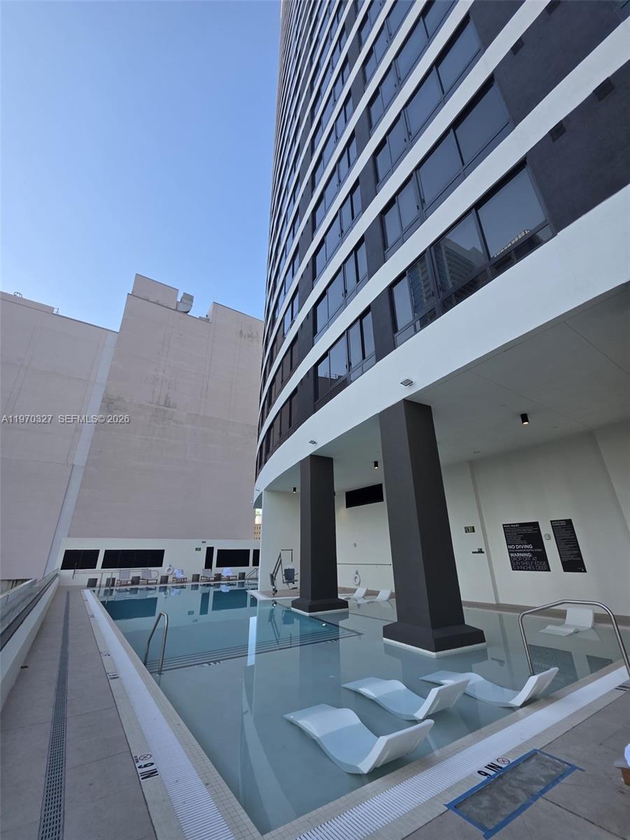 225 N Miami Avenue 804 Property Photo 32