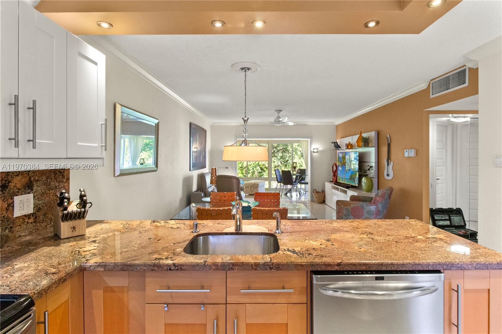 5121 W Oakland Park Boulevard 304 Property Photo 4