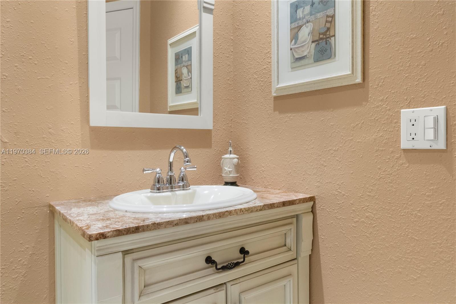 5121 W Oakland Park Boulevard 304 Property Photo 27