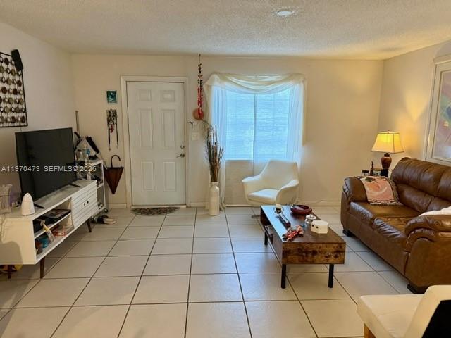 2200 Monroe Street 6 Property Photo 3