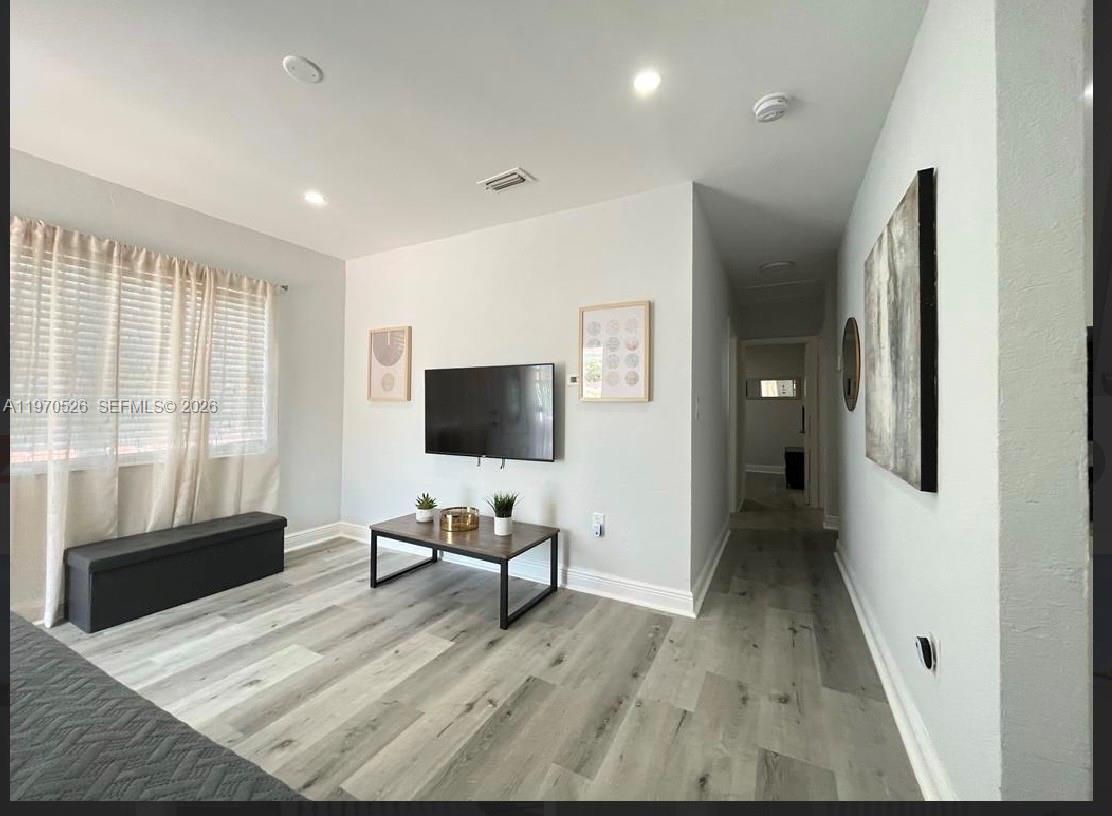 3050 Nw 52nd Street Property Photo 13