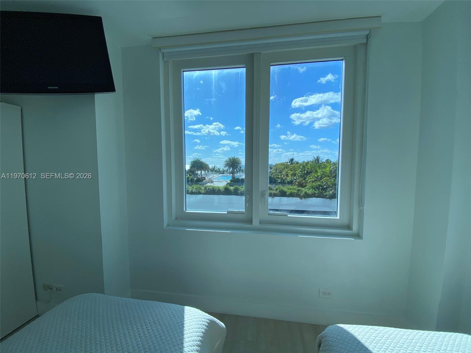 2301 Collins Avenue 338 Property Photo 8