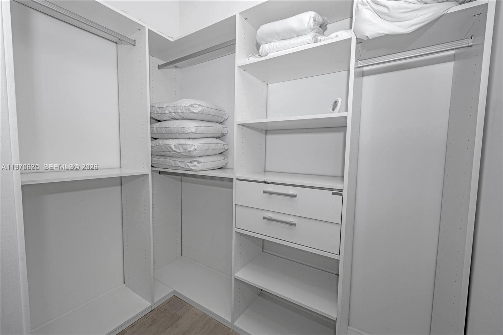 17475 Collins Avenue 1201 Property Photo 6