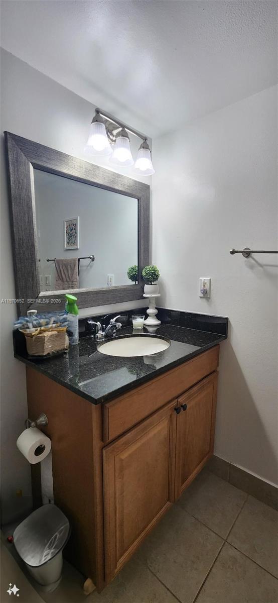 327 Lakeview Drive 103 Property Photo 15