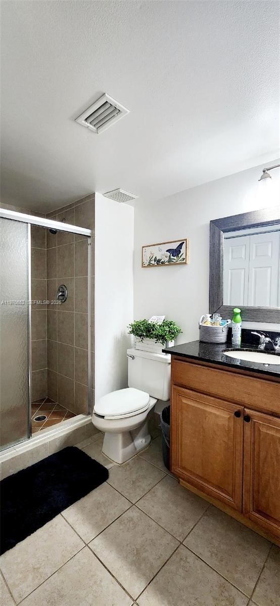 327 Lakeview Drive 103 Property Photo 17