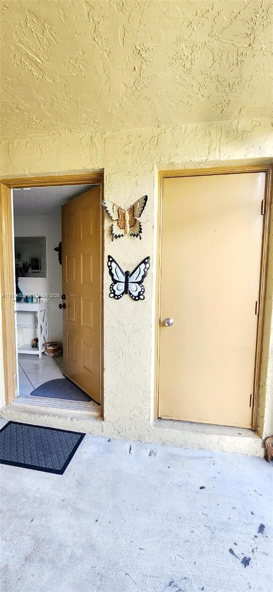 327 Lakeview Drive 103 Property Photo 21