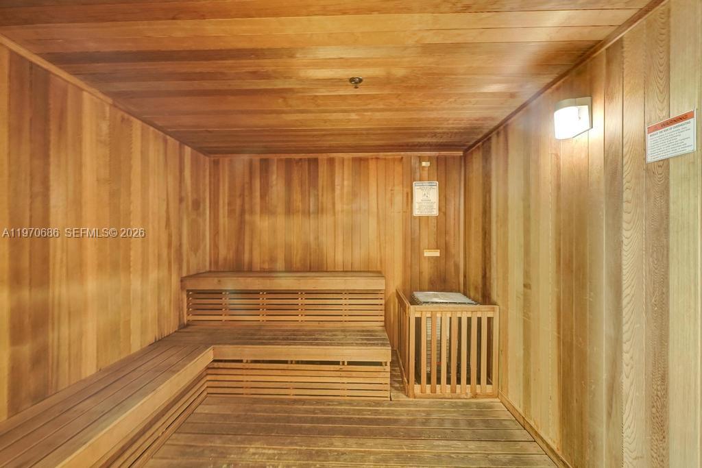 501 Ne 31st Street 3306 Property Photo 37