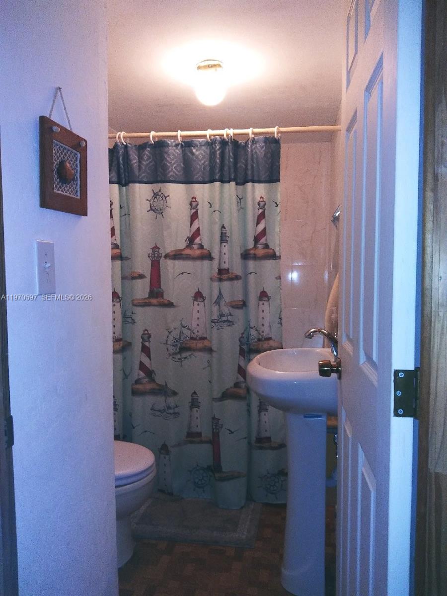 261 Burgundy Drive Property Photo 10