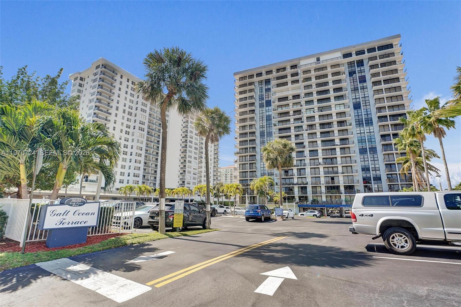 3031 N Ocean Boulevard 1906 Property Photo 2