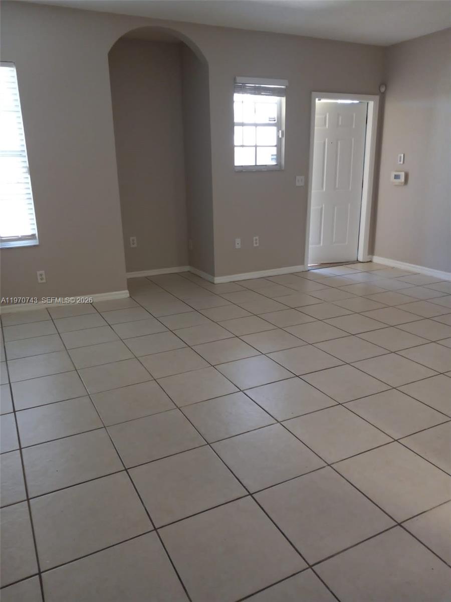 1212 Belmont Lane 1212 Property Photo 2