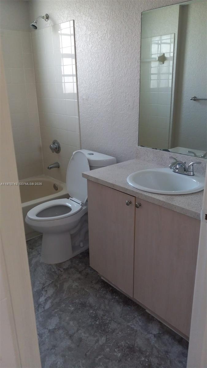1212 Belmont Lane 1212 Property Photo 9