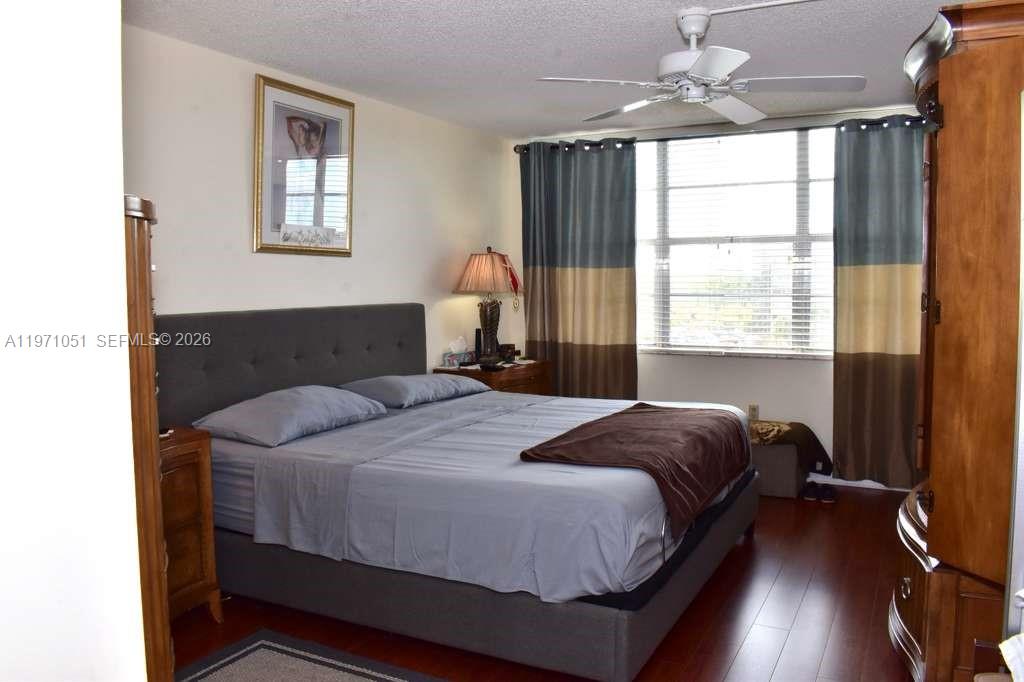 1300 Saint Charles Place 617 Property Photo 7