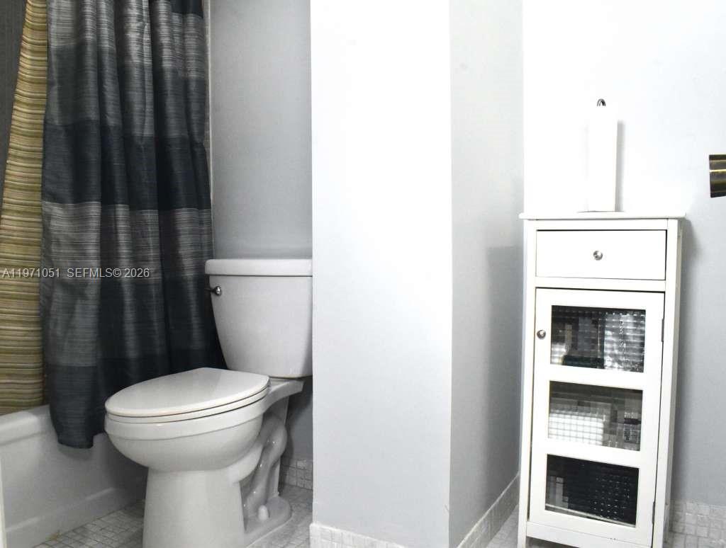 1300 Saint Charles Place 617 Property Photo 13