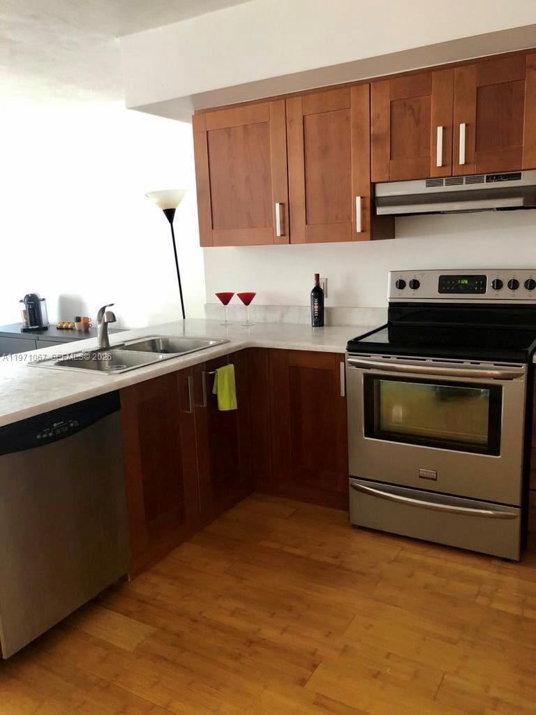9499 Collins Avenue 405 Property Photo 8