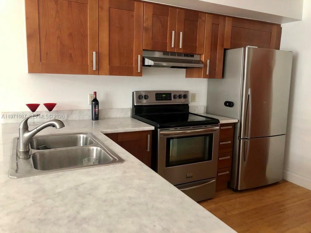 9499 Collins Avenue 405 Property Photo 9