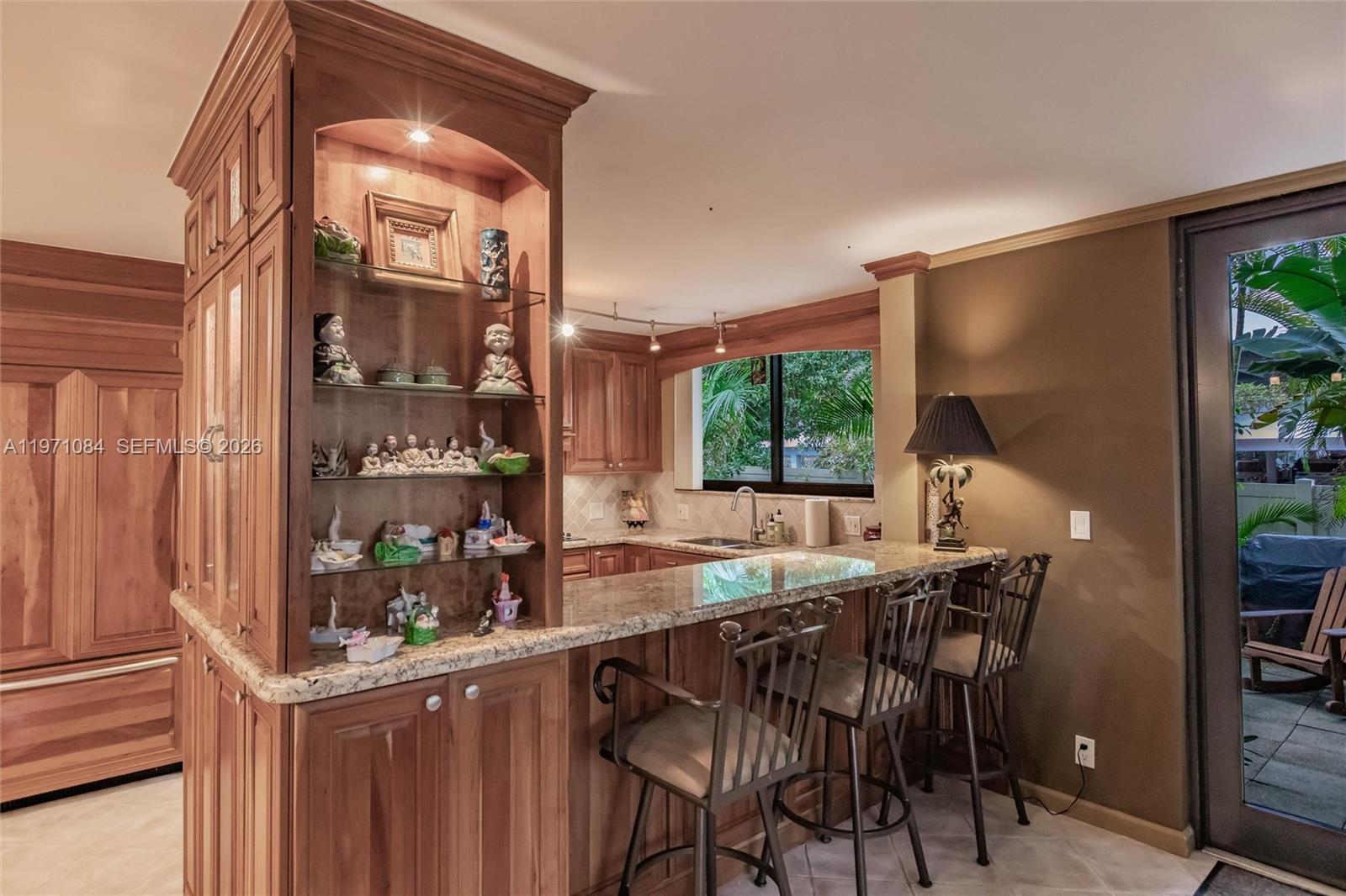 1698 S Ocean Lane 171 Property Photo 11
