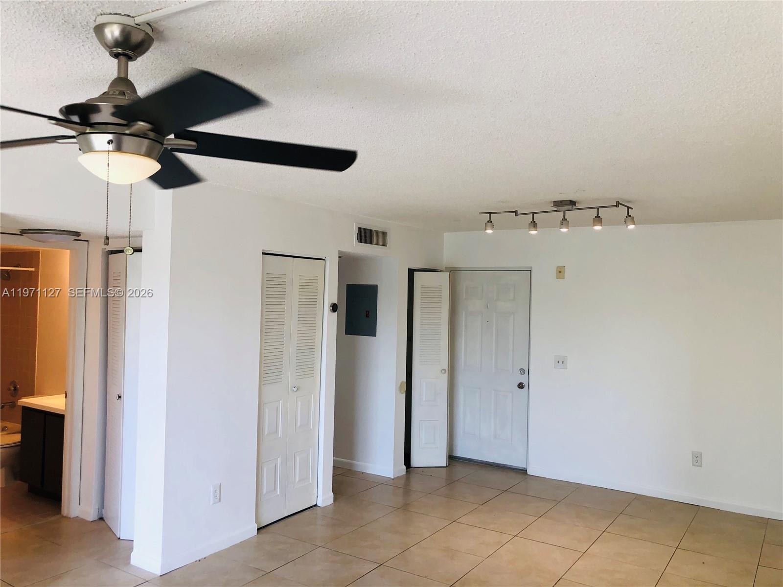 8260 Sw 210th Street 210 Property Photo 2