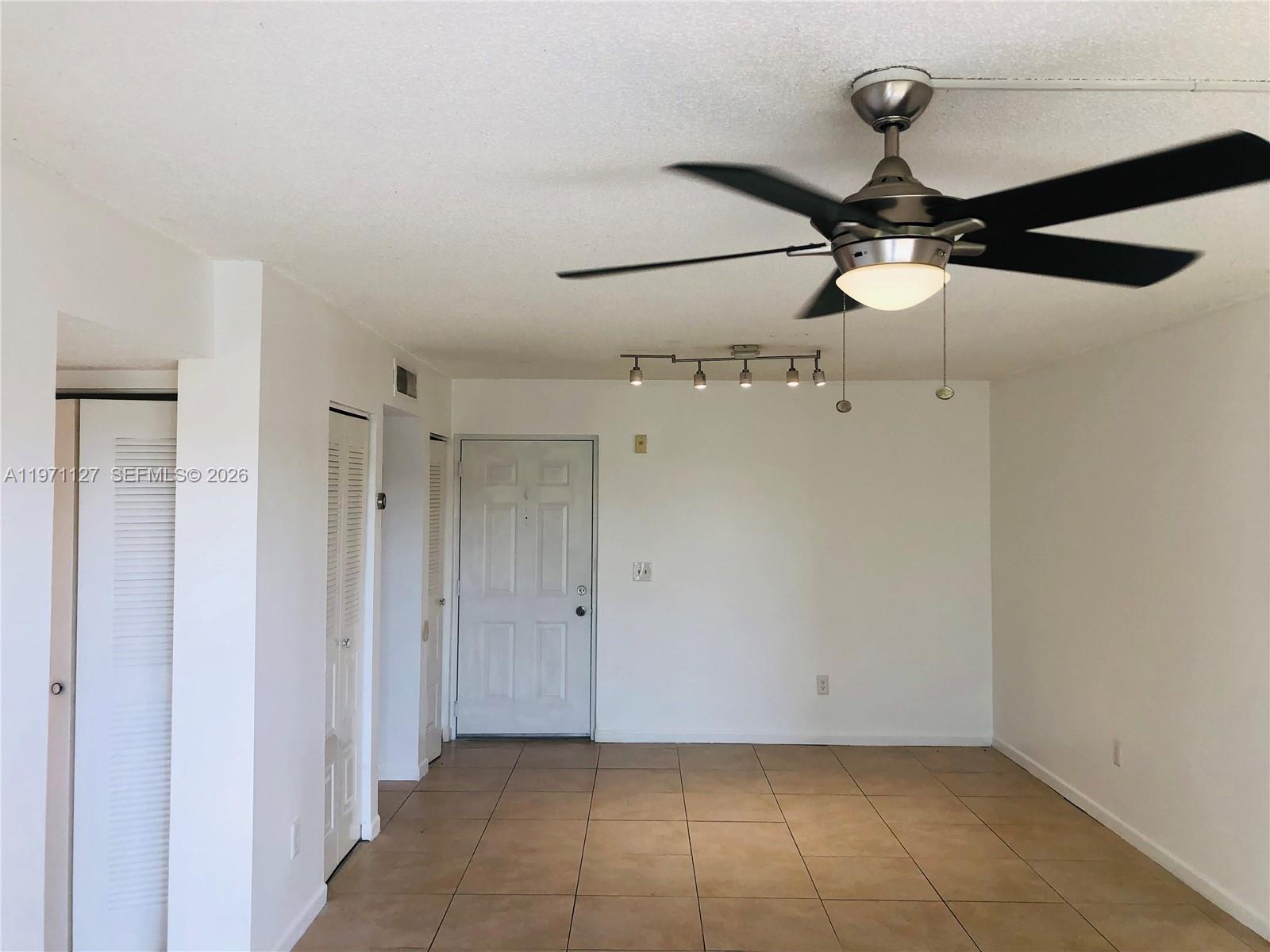 8260 Sw 210th Street 210 Property Photo 3